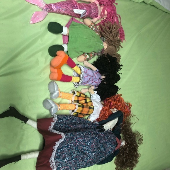 Dolls lot - Picture 5 of 7
